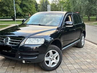 Volkswagen Touareg 2.5 - 5
