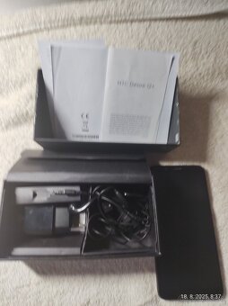 HTC Desire 12+ - 5