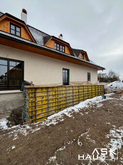 Výkopové práce , základové dosky , hrubé stavby - 5