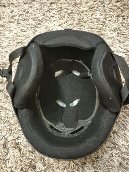 Lyžiarska prilba - 5