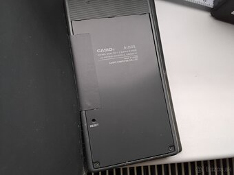 Vedecka kalkulacka CASIO - 5