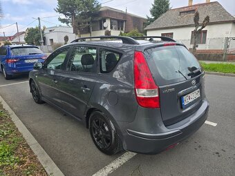 Predám Hyundai i30 cw 1.4 benzín - 5