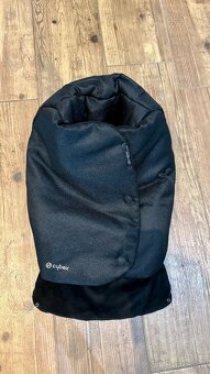 Vajíčko Cybex + otočný isofix - 5