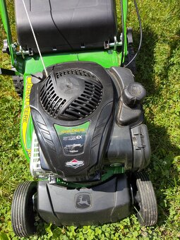 Predám benz. kosačku John Deere RUN41 - 5