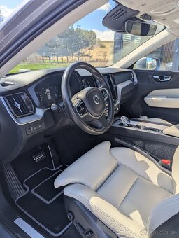 Volvo XC60 T8 Twin Engine Inscription eAWD A/T - 5