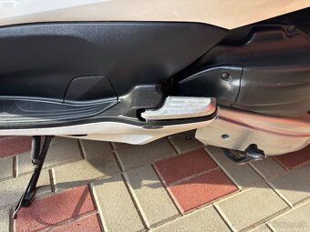 Honda PCX - 5