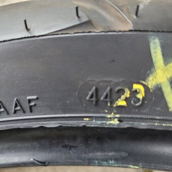 120/70/19+170/60/17 Mitas - 5