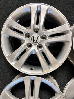 5x114,3 R17 Originál Honda CRV 2012+ - TOP STAV - 5