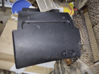 Odkladacia schránka Opel Vectra b - 5