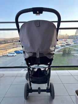 Cybex Eezy S2+ - 5