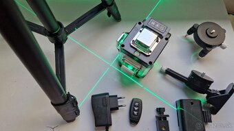 LASER NIVELÁK PLUS 1,2 M STATÍV PLUS PRÍSLUŠENSTVO - 5