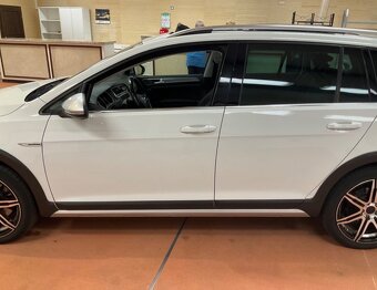 VW Golf Alltrack 2,0tdi - 5