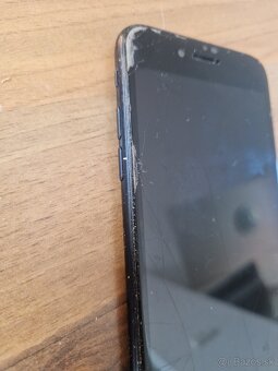 I phone 8 , 128 gb - 5