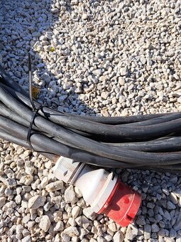 Predam 5 zilovy kabel, vhodny na stavbu - 5