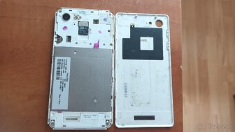 Sony xperia e3 s nabijackou - 5