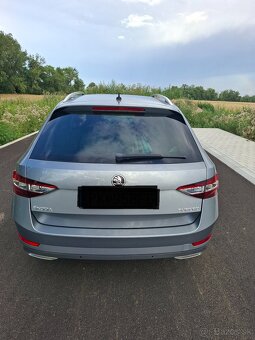 Škoda Superb Combi - 5