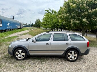 Škoda Octavia Scout 2.0 TDi 4x4 - 5