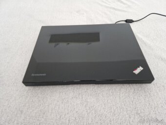 Lenovo Thinkpad - 5