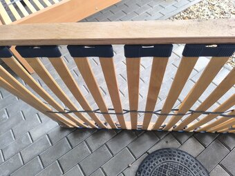 lamelový polohovateľný rošt v super stave 85x200cm - 5