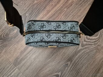 kabelka Guess crossbody - 5