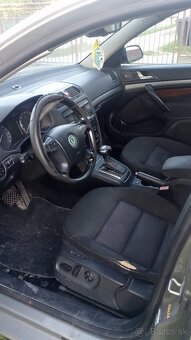 Rozpredám Škoda Octavia Combi 2.0 103kw  DSG - 5