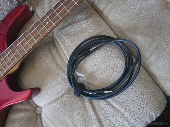 Predám - basovú gitaru Hohner - 5