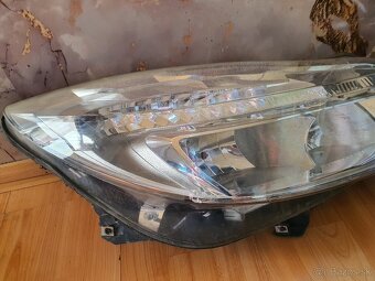 Predné svetlá Opel insignia - 5