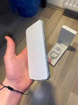 iphone 16 plus - 5