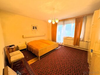 Na predaj tehlový RODINNÝ DOM v meste Tvrdošín, 574 m2 - 5