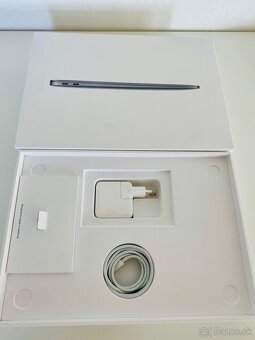 Apple MacBook Air 13" (2019, i5, 8GB RAM, 128GB SSD) - 5