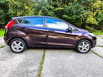 Ford fiesta 1.25 benzín 2011 - 5