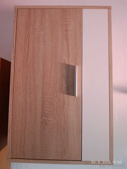 Predám obývaciu stenu. Bud vcelku alebo samostatne - 5