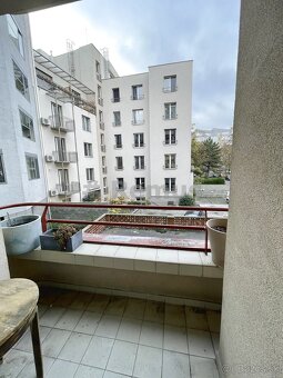 Nájom 3i byt, Krížna vnútroblok, Staré Mesto, 2 balkóny - 5