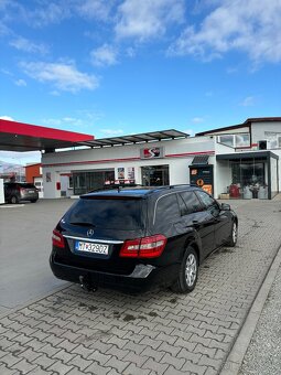 Mercedes benz - 5