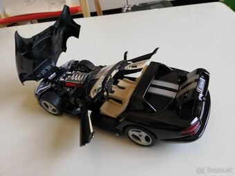 1:18 DODGE Viper - 5