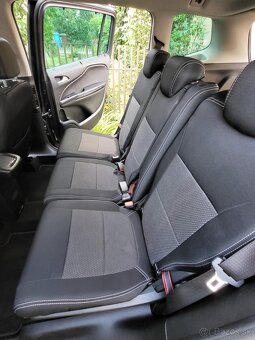 Opel Zafira Tourer - 5