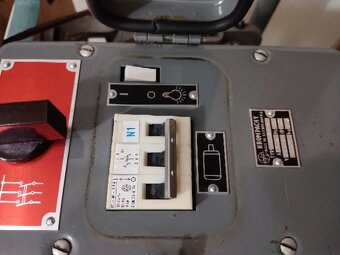 Priemyselny šijaci stroj - 5