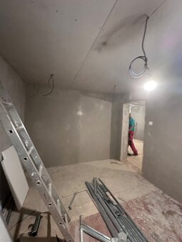 Elektro-stavebná firma 💡🧱 - 5