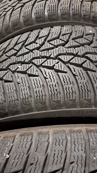 Predám 4ks jazdené zimné 215/60r16-99H Nokian - 5