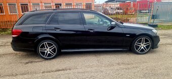 Mercedes E 300 Kombi Hybrid - 5