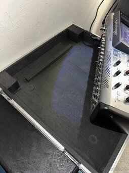 BEHRINGER COMPACT x32 - 5