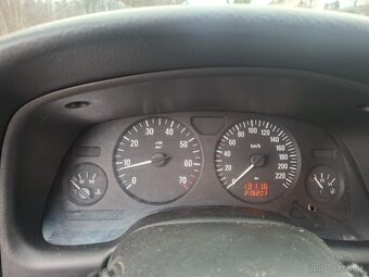Opel Astra 1,4 benzín - 5