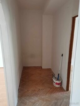 Predám 2 izbovy byt - 5