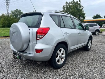 Toyota RAV4 2.2 D-4D 135 Terra - 5