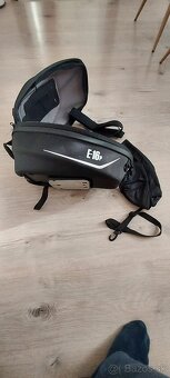Predám tankvak SHAD E 16P - 5