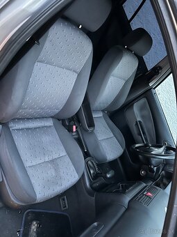 Škoda octavia 1.9Tdi 66/81kw náhradné diely - 5