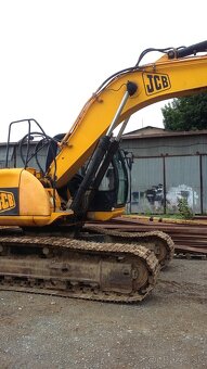 pásové rýpadlo JCB JS210LC - 5