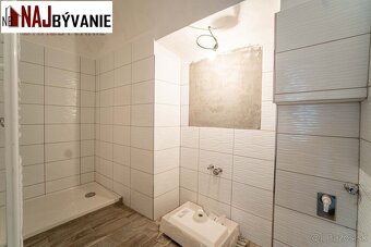 NÁMESTIE ANDREJA HLINKU - 120m2 dvojdom s 3 samostatnými vst - 5