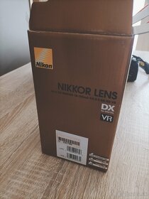 Predám Nikon D5000 s objektívom a nabíjačkou - 5