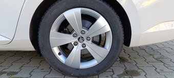 Škoda Superb combi,1/2016,LK,prvý,SR,119000,ťažné,110kW,A6 - 5